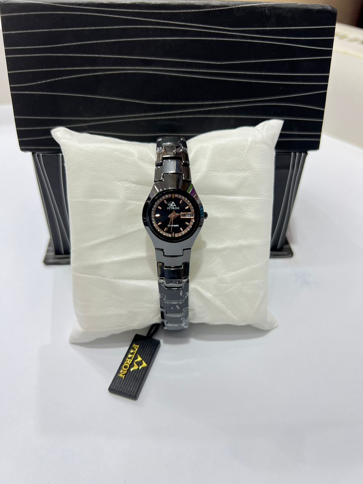 Premium Black Ceramic Ladies Watch – Luxury Elegant Design