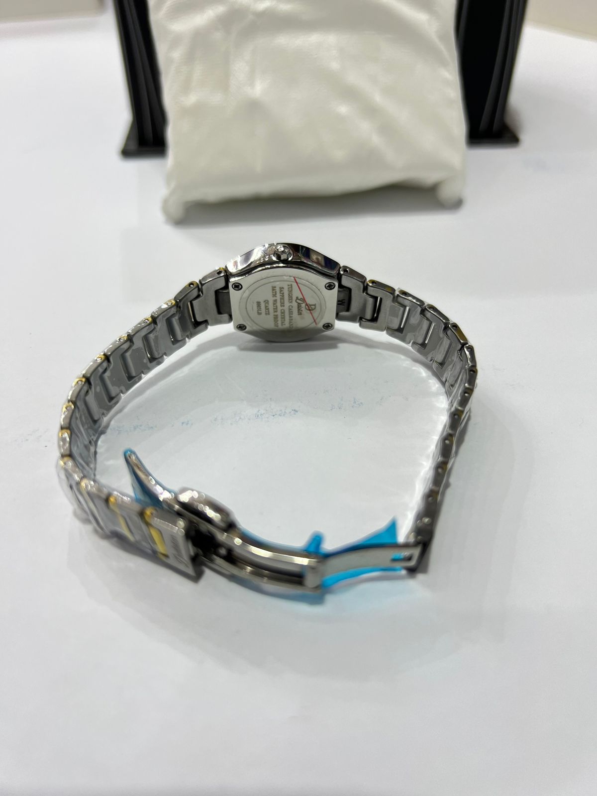 Luxury Ceramic Ladies Watch – Elegant Design